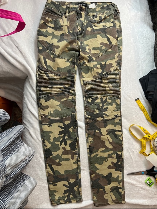 True Religion Other - True Religion Men's Rocco Camo Skinny Jeans - Green Camo 2090